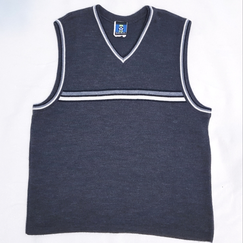 Vintage Mens grey v-neck sweater vest cardigan